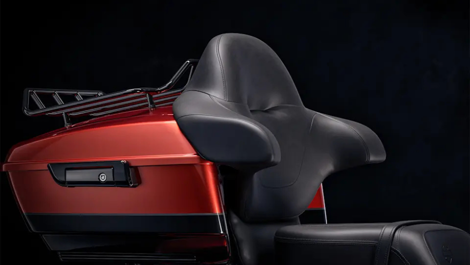 Street Glide™ Ultra 2025